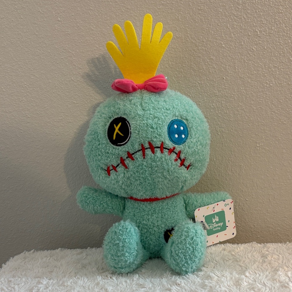 Disney Lilo and Stitch Scrump Plushie